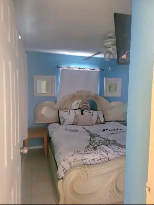 Entire Home By Siesta Key/Closed To Downtown Sarasota Exterior photo